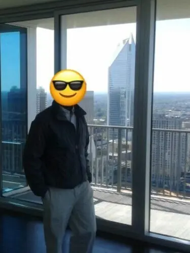 happiestwhenlucky Profile image 1